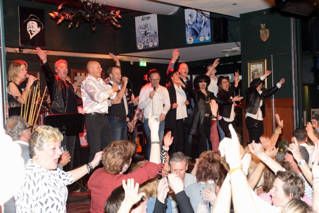 ../Images/Heel Noordwijkerhout zingt Hazes 481.jpg